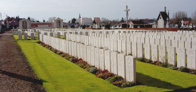 Graeme LO Noeux cemetery