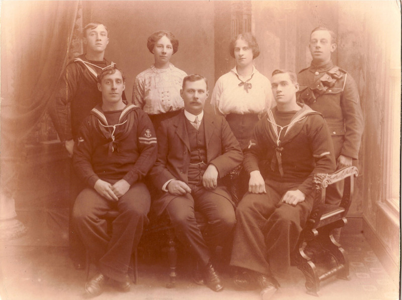 Standing: Sidney Bennett, Alice Maud (Maud) Bennett, Charlotte Bennett & William Bennett Sitting: George Cornelius Bennett, Albert James (Jimmy) Bennett & Samuel Charles (Charlie) Bennett, (Florence Bennett is missing from the photo).