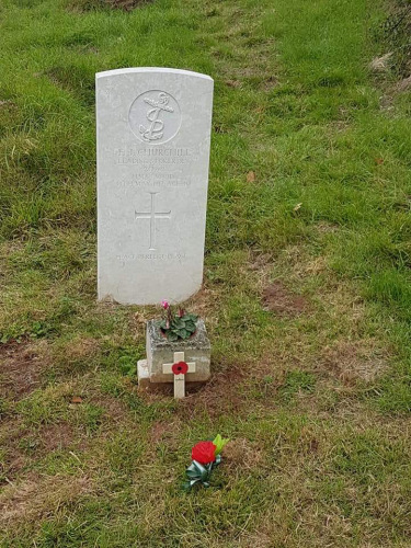 Franks' Commonwealth War Grave in Teignmouth Old Cemetery
