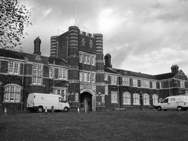 The building that was Seale Hayne Miltary Hospital in WW1. Newton Abbot, Devon. © Copyright Richard Knights. (CC BY-SA 2.0)